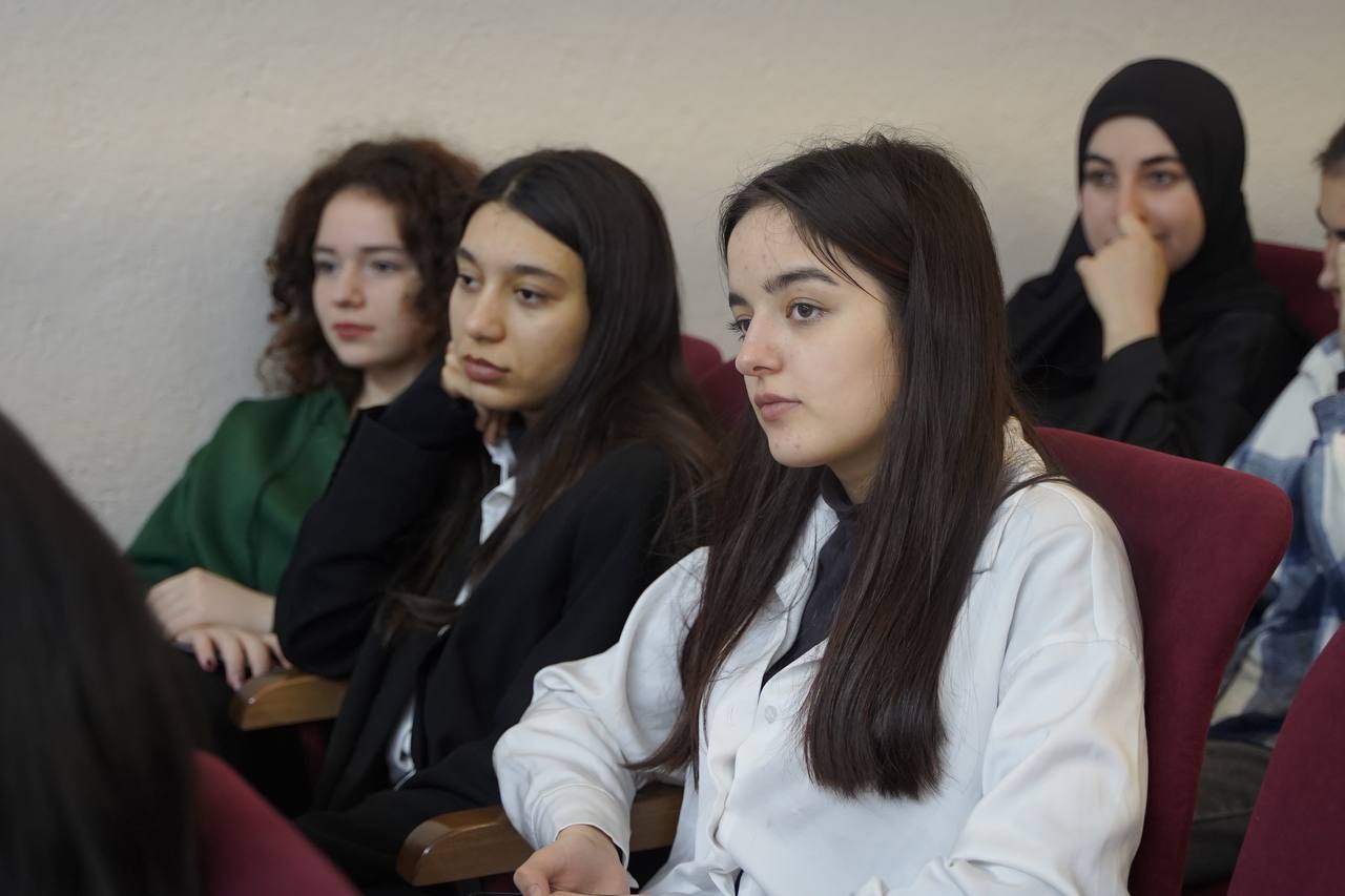 Накануне в ГПК прошла просветительская лекция